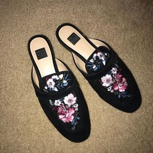 White House Black Market Mules